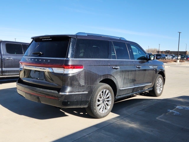 2023 Lincoln Navigator Standard