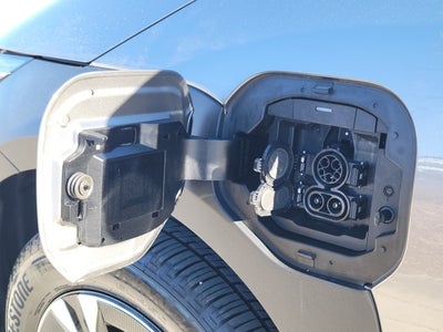 2025 Subaru Solterra Premium