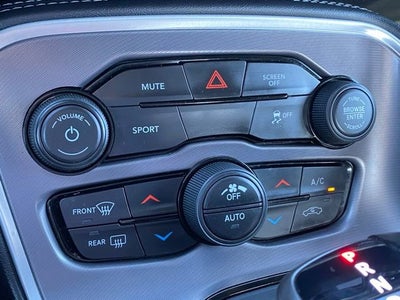 2021 Dodge Challenger SXT