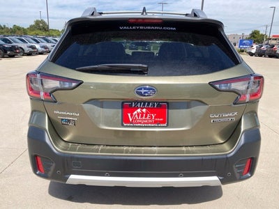 2022 Subaru Outback Touring XT