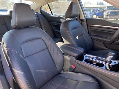 2025 Nissan Altima 2.5 SR