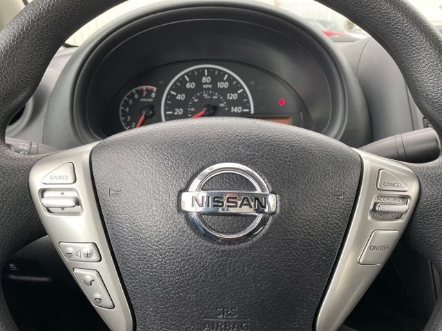 2015 Nissan Versa 1.6 S Plus
