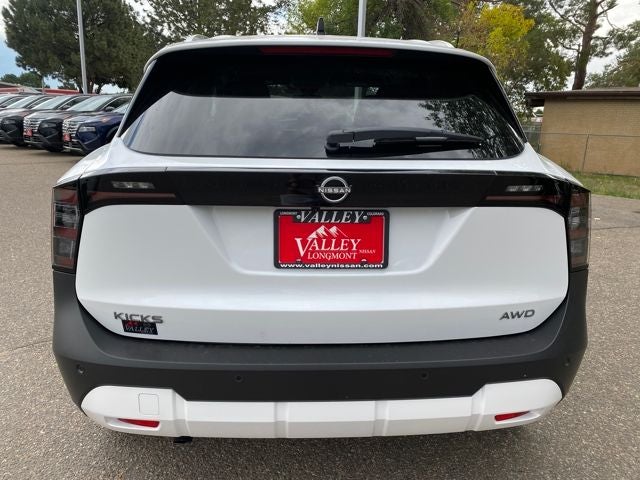 2026 Nissan Kicks SV