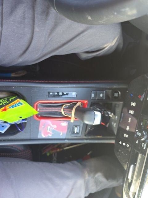 2025 Nissan Kicks SR AWD