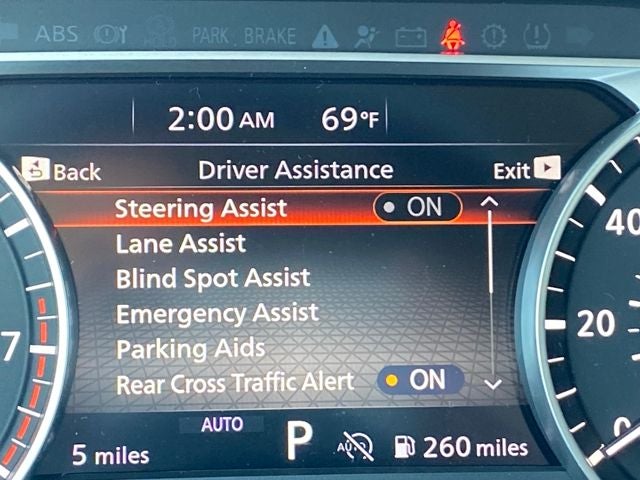 2025 Nissan Pathfinder SV