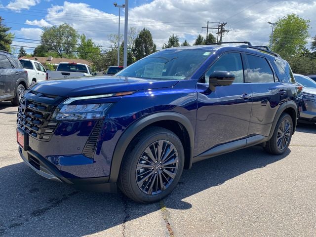 2026 Nissan Pathfinder SL 4WD's photo