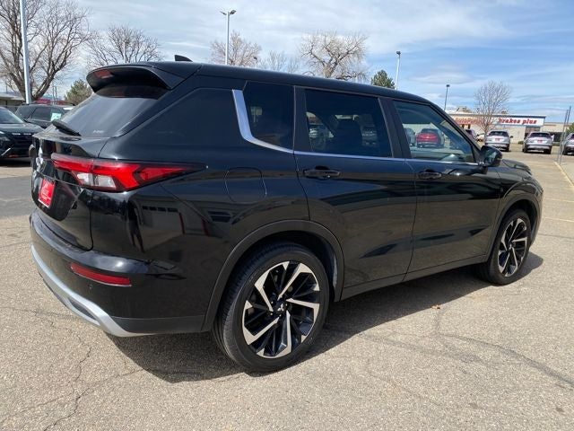 2024 Mitsubishi Outlander SE