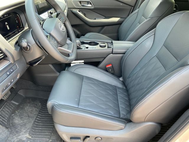 2026 Nissan Rogue Platinum - Photo 10