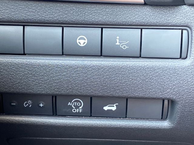 2026 Nissan Rogue Platinum - Photo 14