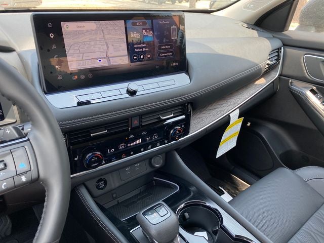 2026 Nissan Rogue Platinum - Photo 17