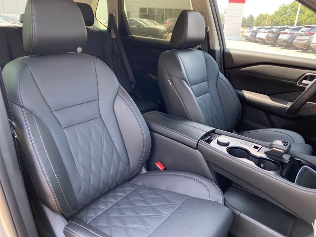 2026 Nissan Rogue Platinum - Photo 9