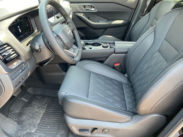 2026 Nissan Rogue Platinum - Photo 10
