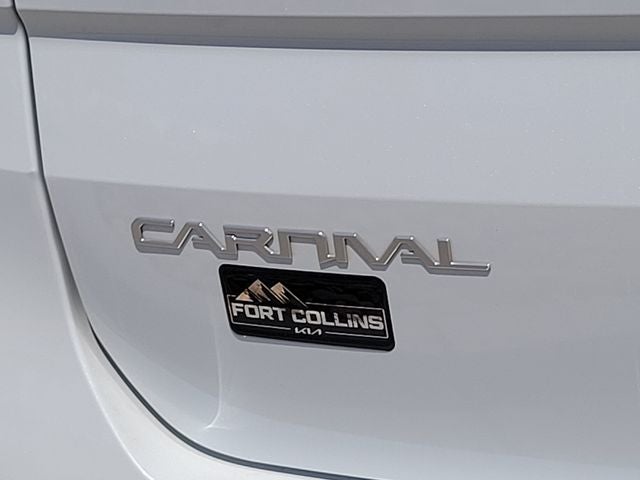2024 Kia Carnival EX