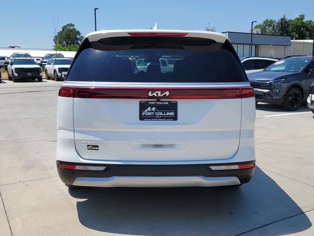 2024 Kia Carnival EX