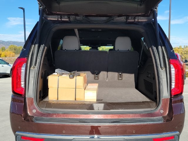 2023 GMC Yukon XL SLT