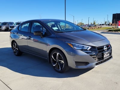 2025 Nissan Versa 1.6 SR