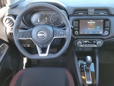 2025 Nissan Versa 1.6 SR