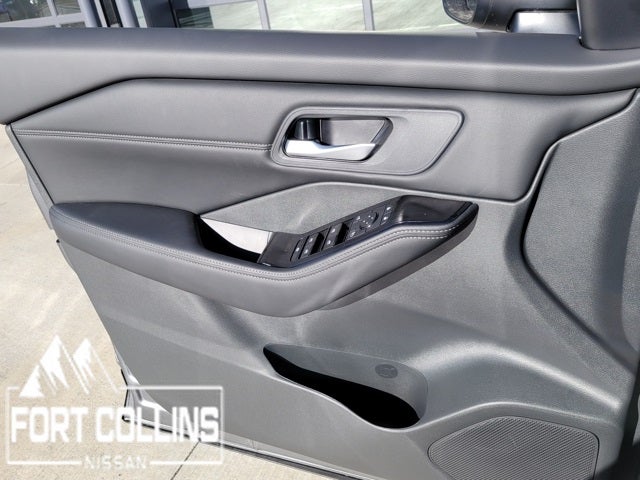 2026 Nissan Rogue SV DARK ARMOR