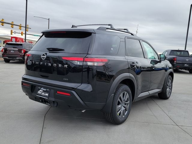 2026 Nissan Pathfinder SV