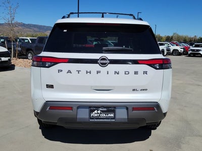 2026 Nissan Pathfinder SL