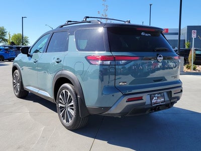 2026 Nissan Pathfinder Platinum