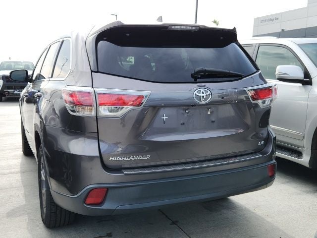2015 Toyota Highlander LE V6