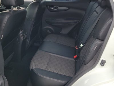 2022 Nissan Rogue Sport SV