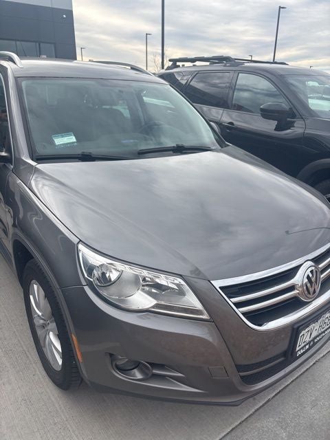2011 Volkswagen Tiguan SE
