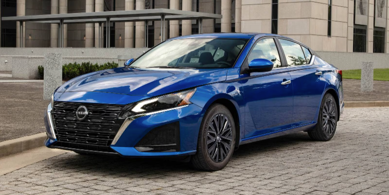 2025 NISSAN ALTIMA SV FWD