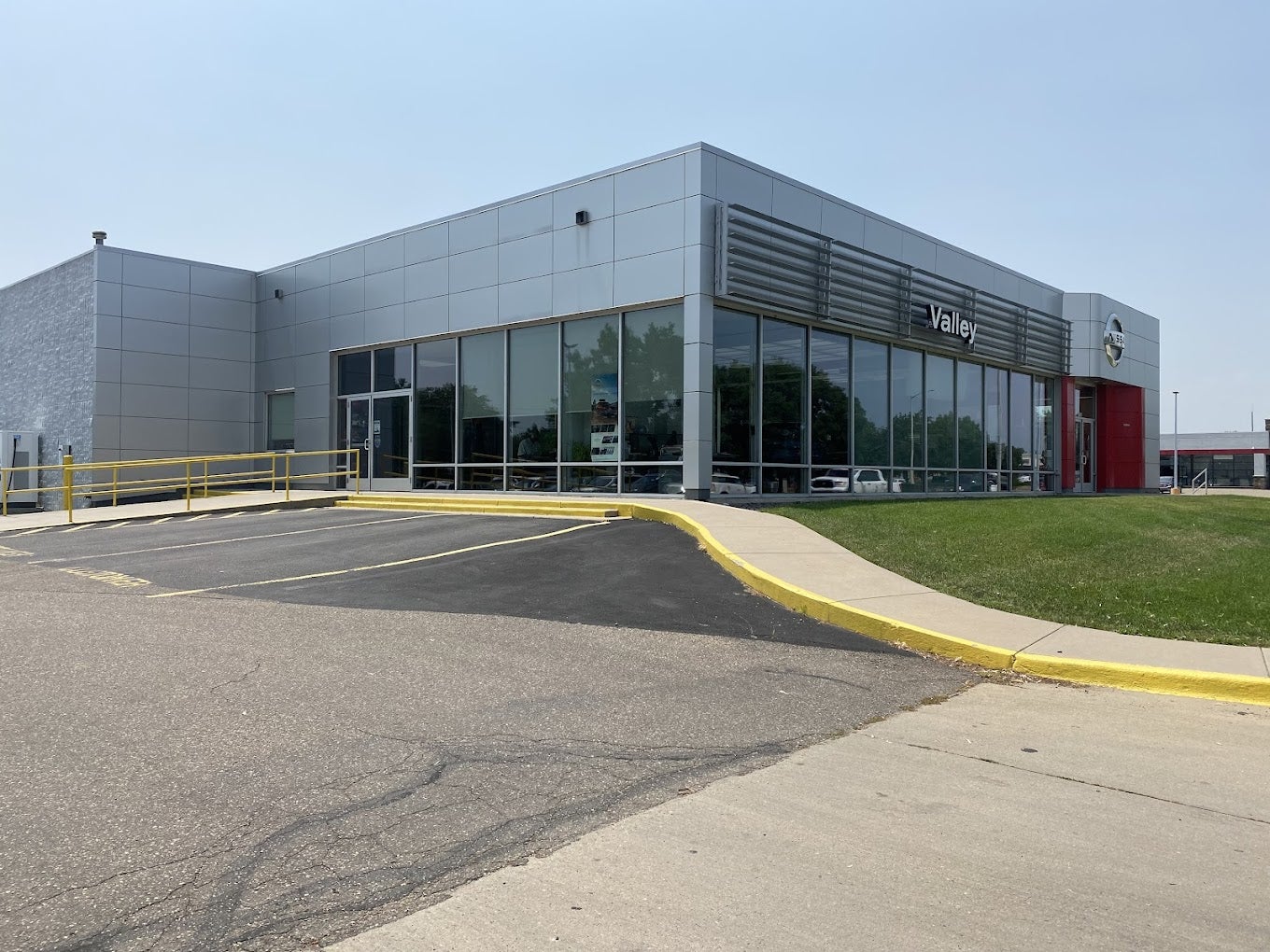 Learn More About Valley Nissan in Longmont, CO